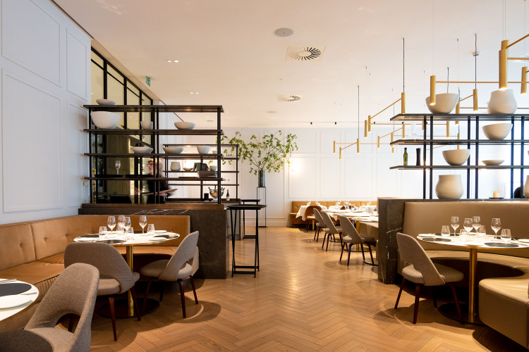 LOF Restaurant