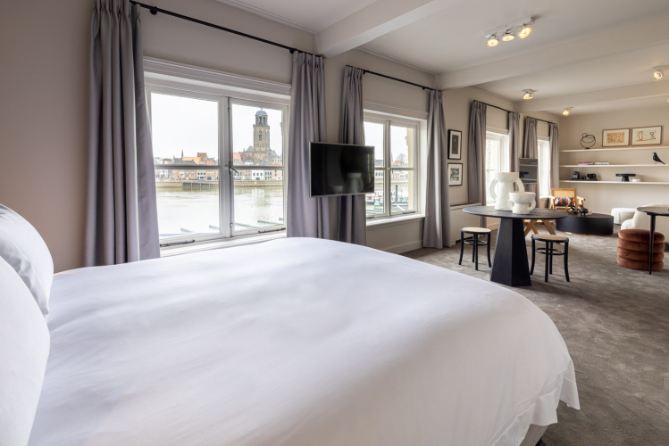 Deventer Suite