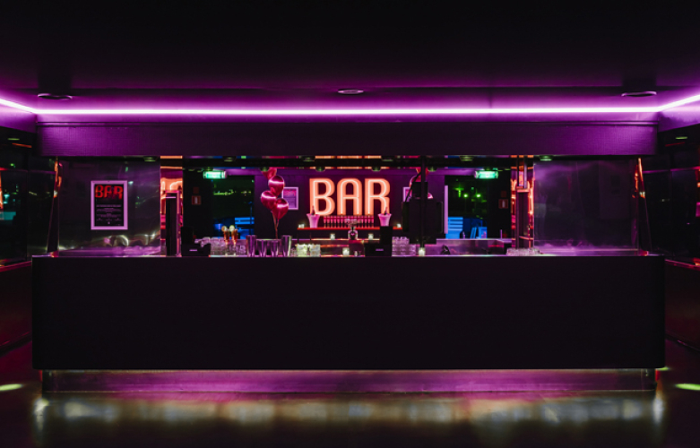 Le Bar Noir Roze