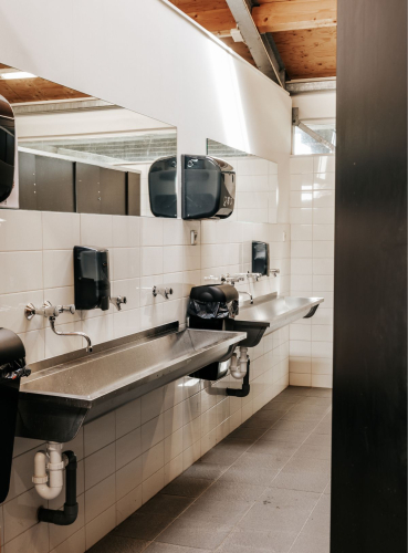 Faciliteitenruimte spoelstal Watergoed evenementenlocatie