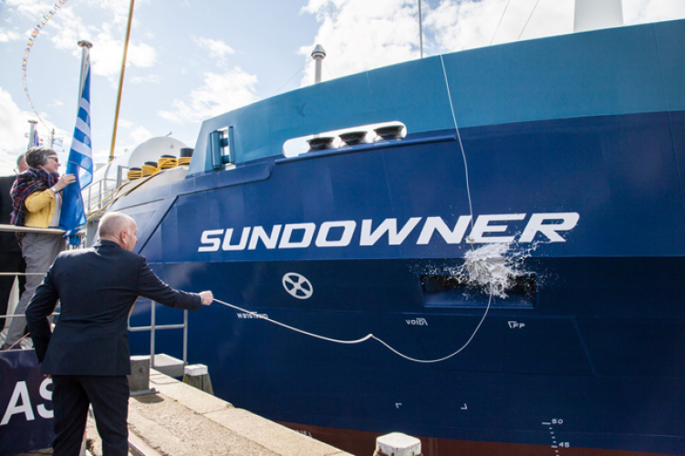 Advance Events - scheepsdopen en name giving ceremonies 