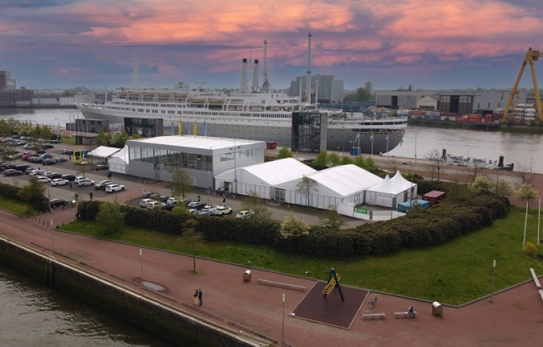 Manhattan paviljoen vaccinatiecentrum Rotterdam