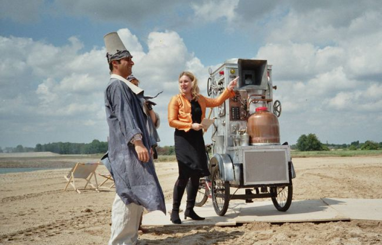 Zandmachine bij herbestemming zandafgraving