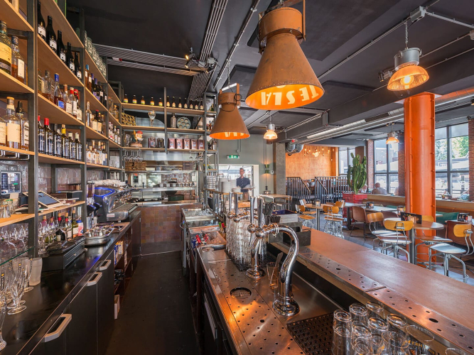 Borrel, lunch of diner in het Grandcafé