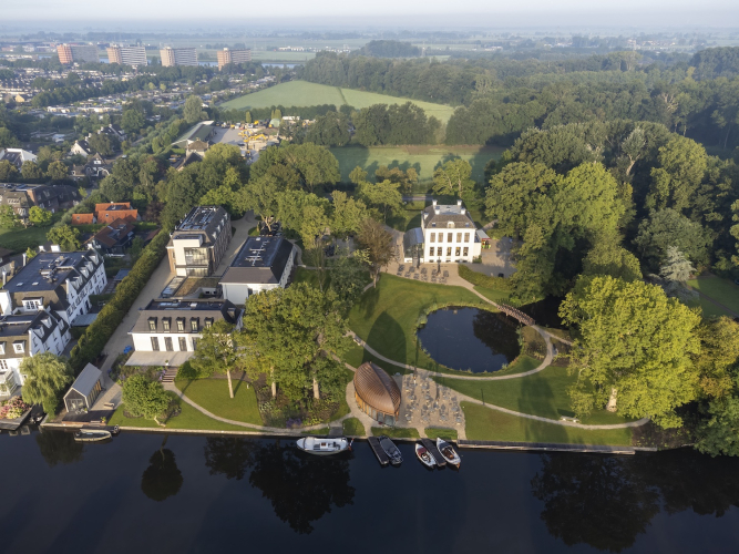 Hotel Flora Batava Drone