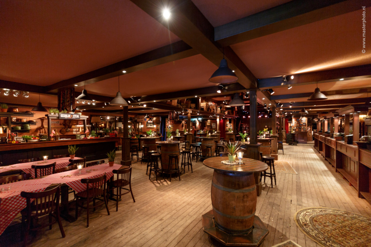 vanderLOO catering decor events - Bruin Cafe decor