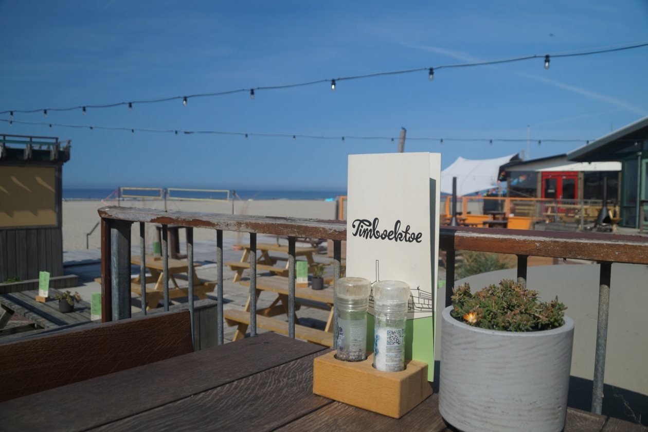 Timboektoe buiten menu