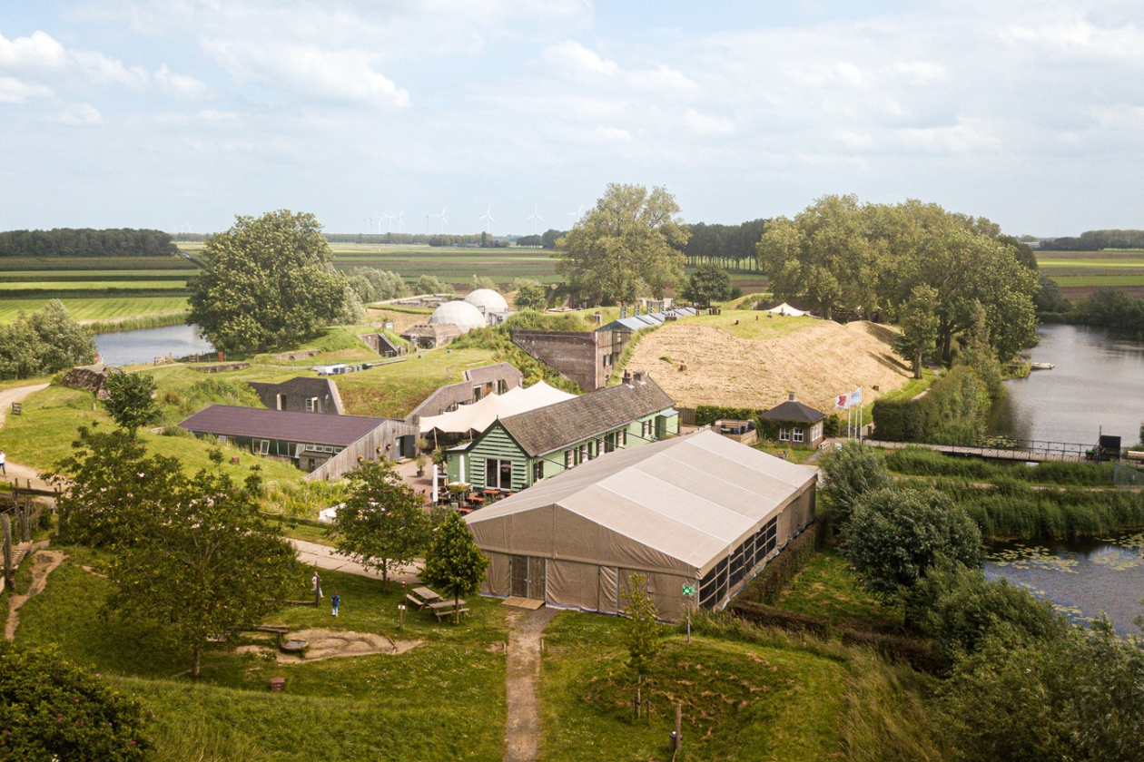 geofort bovenaf