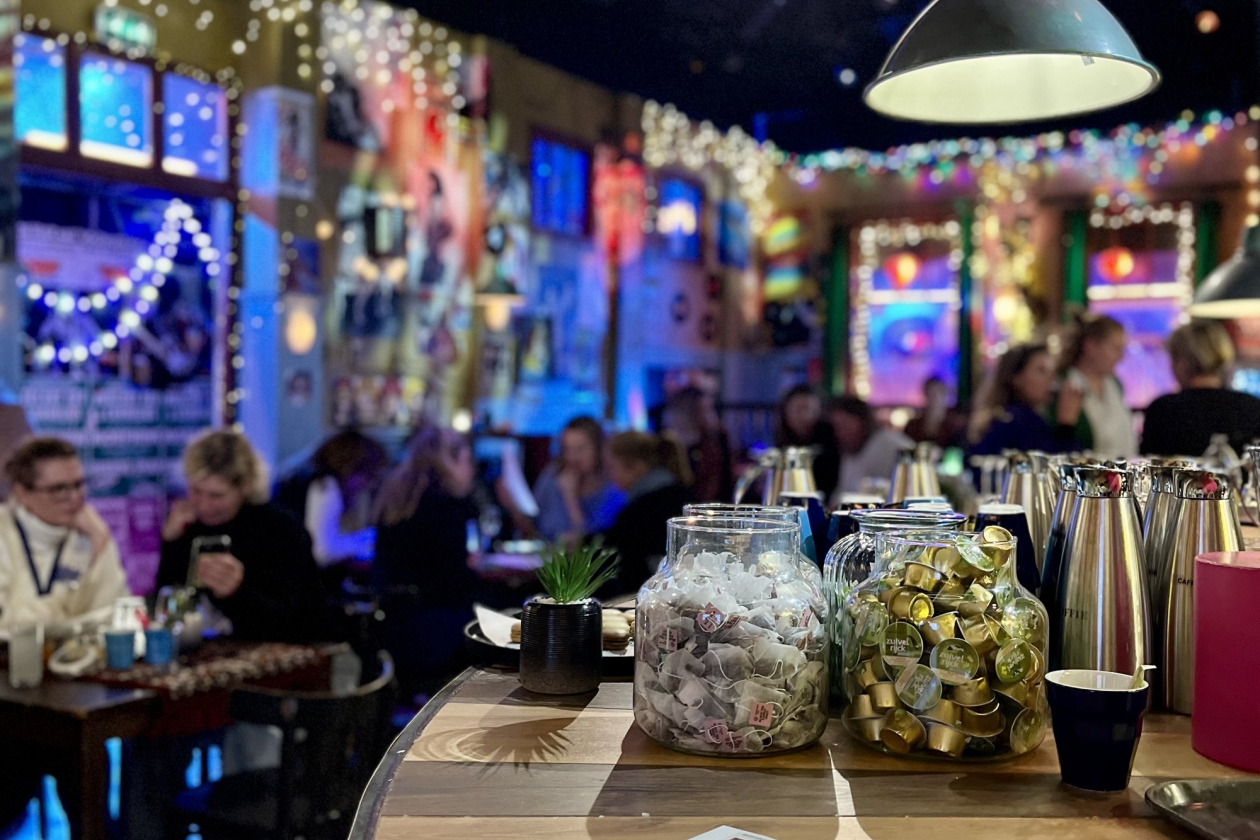 top 2000 cafe