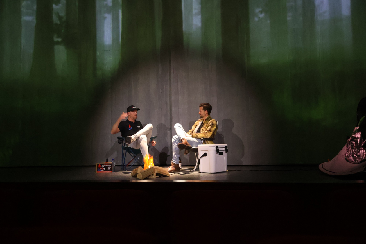Integron_TheaterHangaar