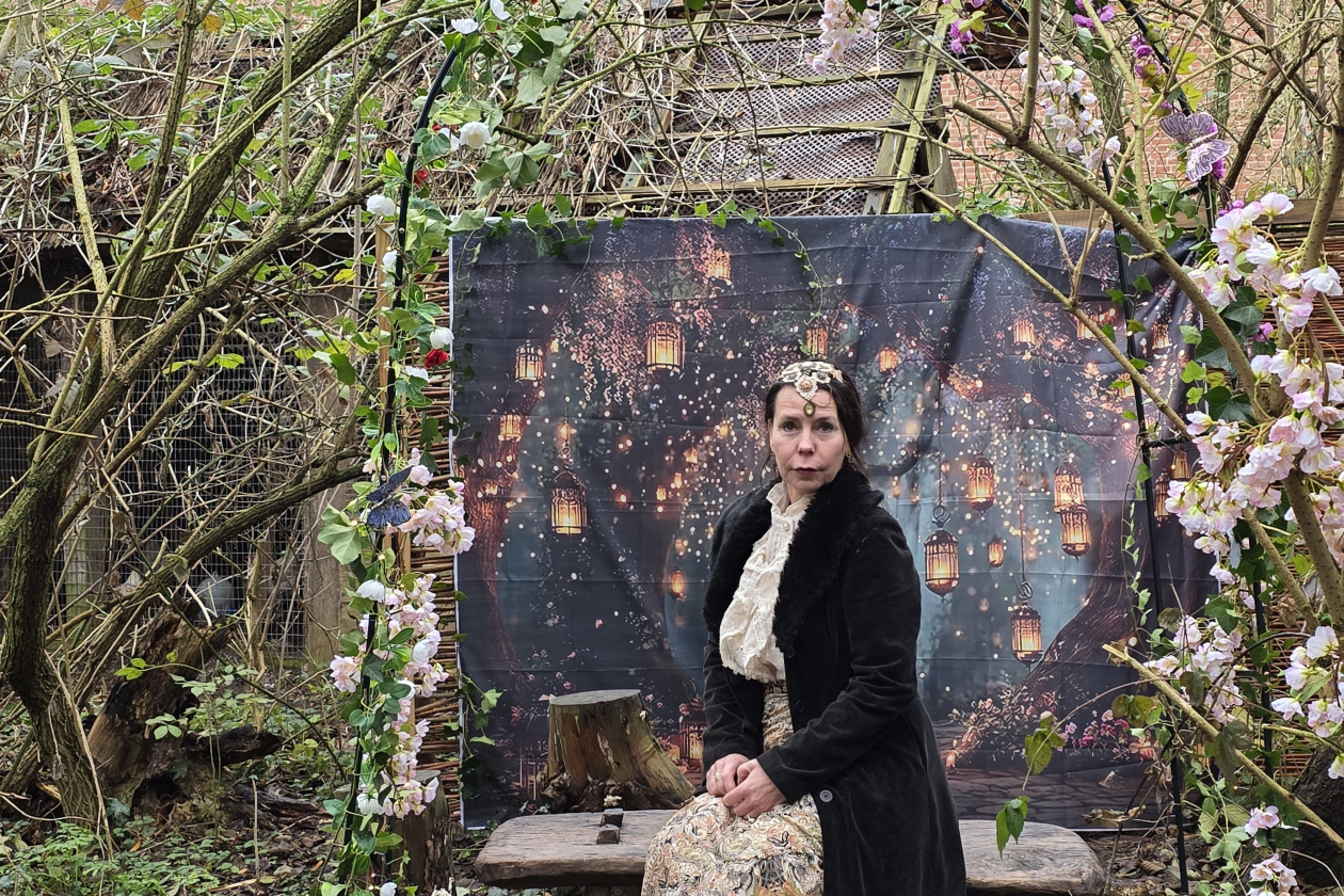 Dè Waarzegster voor (bedrijfs)feesten en events