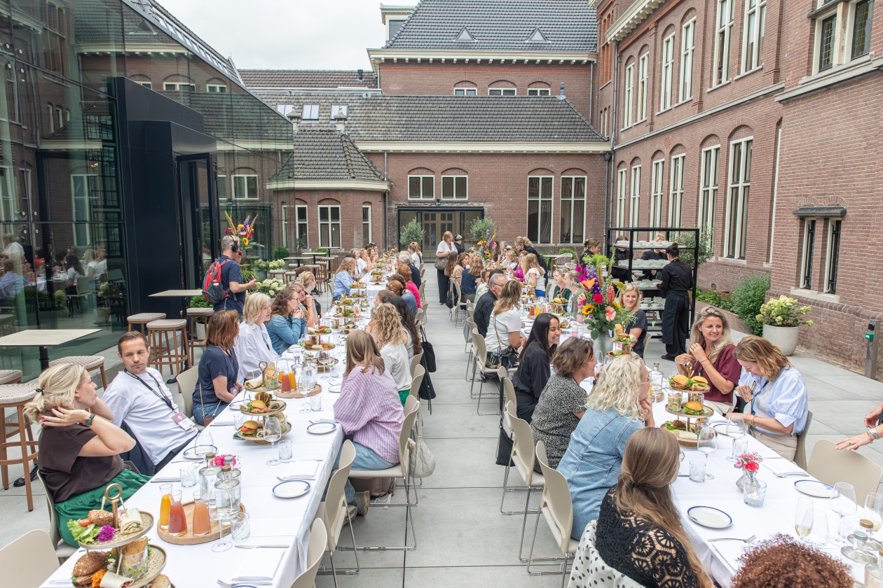 Linda op Locatie