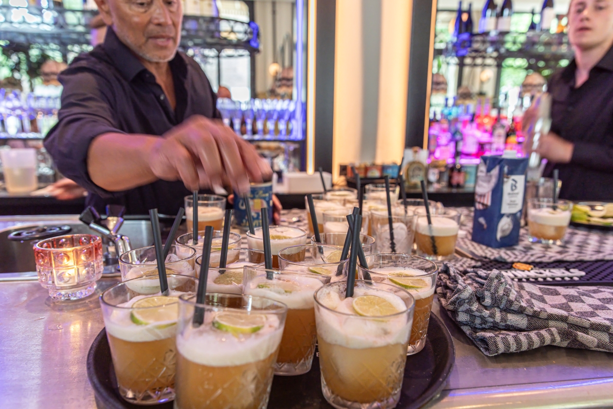 Cocktails in Grandbar Brasserie Marie 
