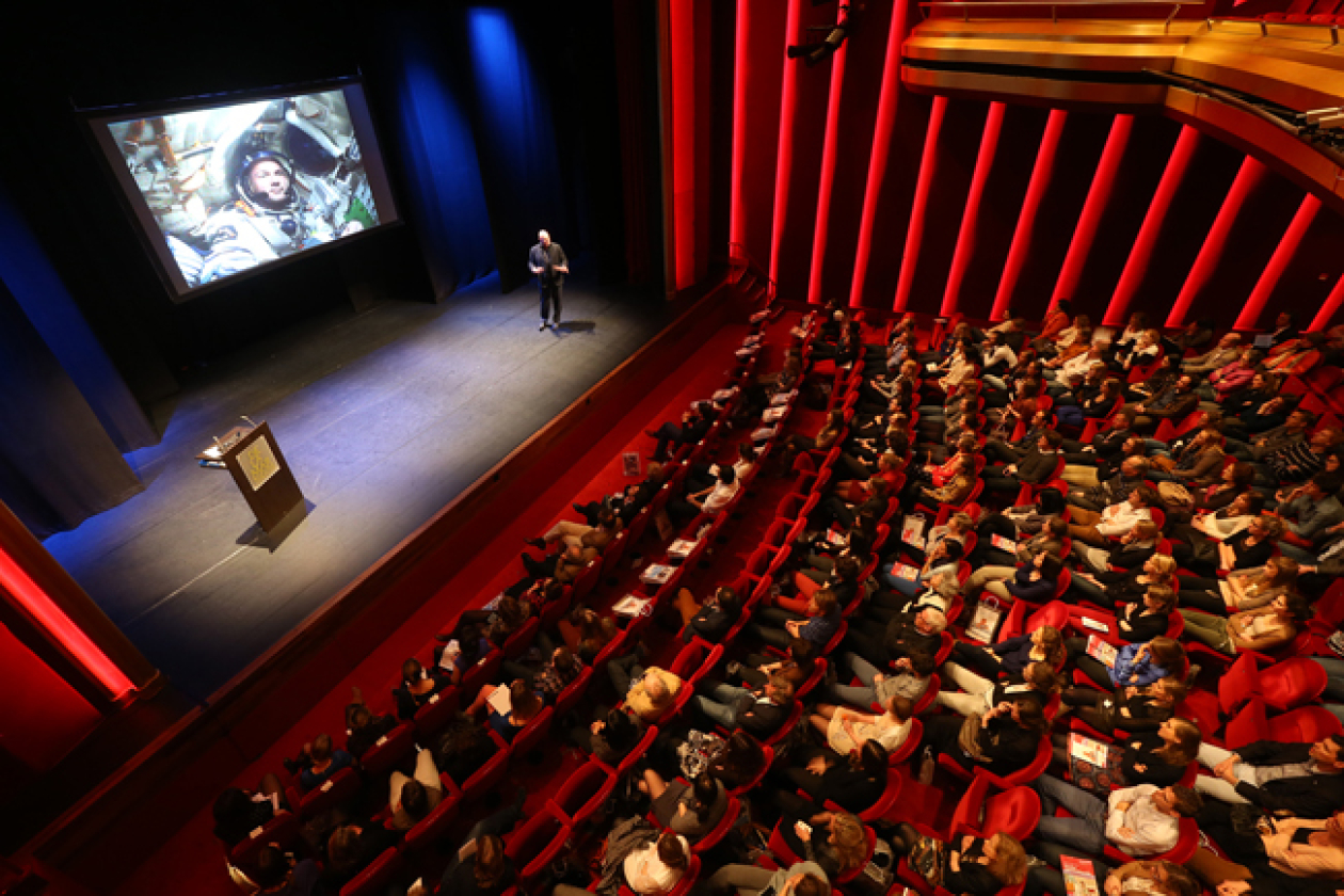 Mary Dresselhuys Zaal