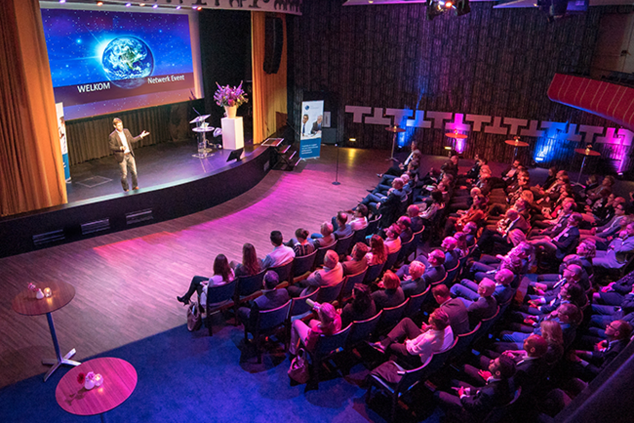 Foto > Roos van Leeuwen