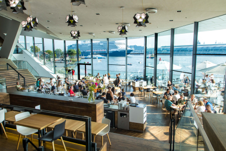 Eye Bar & Restaurant met uitzicht