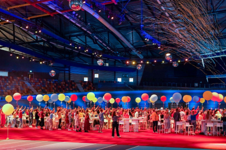 Omnisport Apeldoorn - Wieler- en Atletiekhal tijdens bedrijfsfeest 