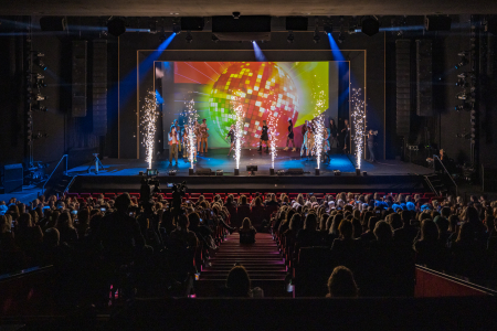 beatrix_theater_-2_1.jpg