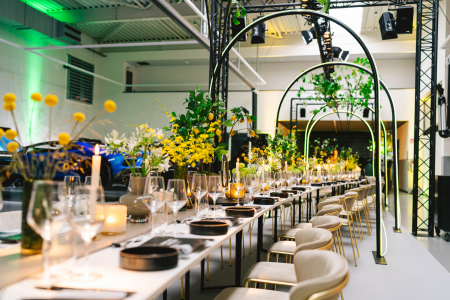 Sit-down garage diner