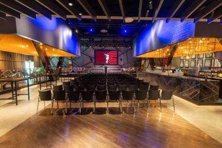 Dit is een foto van de Athene'87