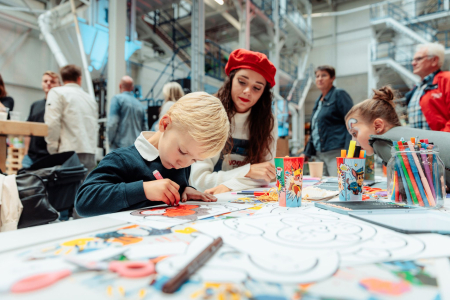 Open dag in de fabriek van Vobra