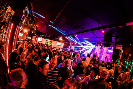 Feest in de Sportsbar