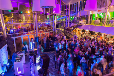 Feest in de Foyer