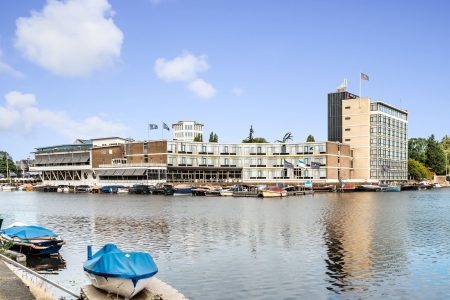 Apollo Hotel Amsterdam, a Tribute Portfolio Hotel