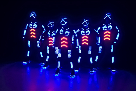 LED dans act