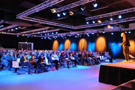 Patria congreszaal