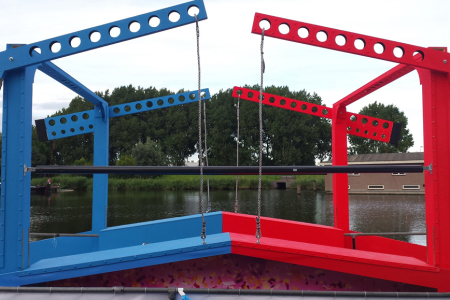 Boot Bridging the Gap Gaypride 2016