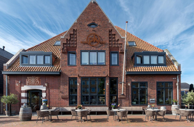 PK Bar & Kitchen