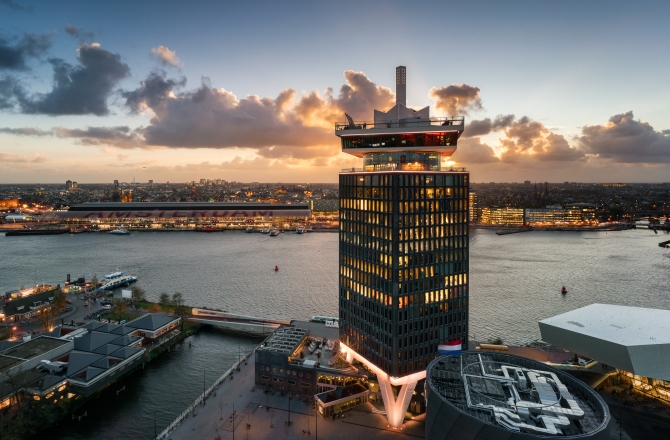 A'DAM Toren hoofdfoto