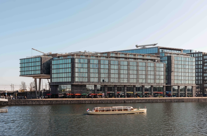 Double Tree by Hilton CS Amsterdam