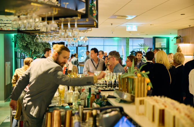 hilton leiden