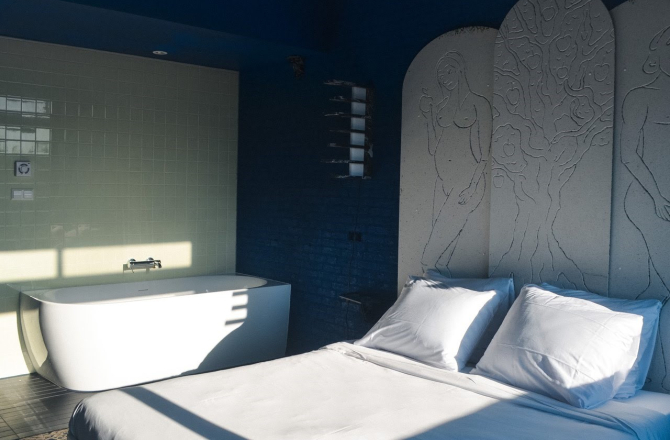 de groene afslag kunsthotel