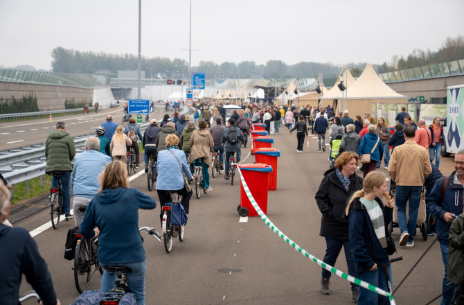 Opening snelweg rotterdam