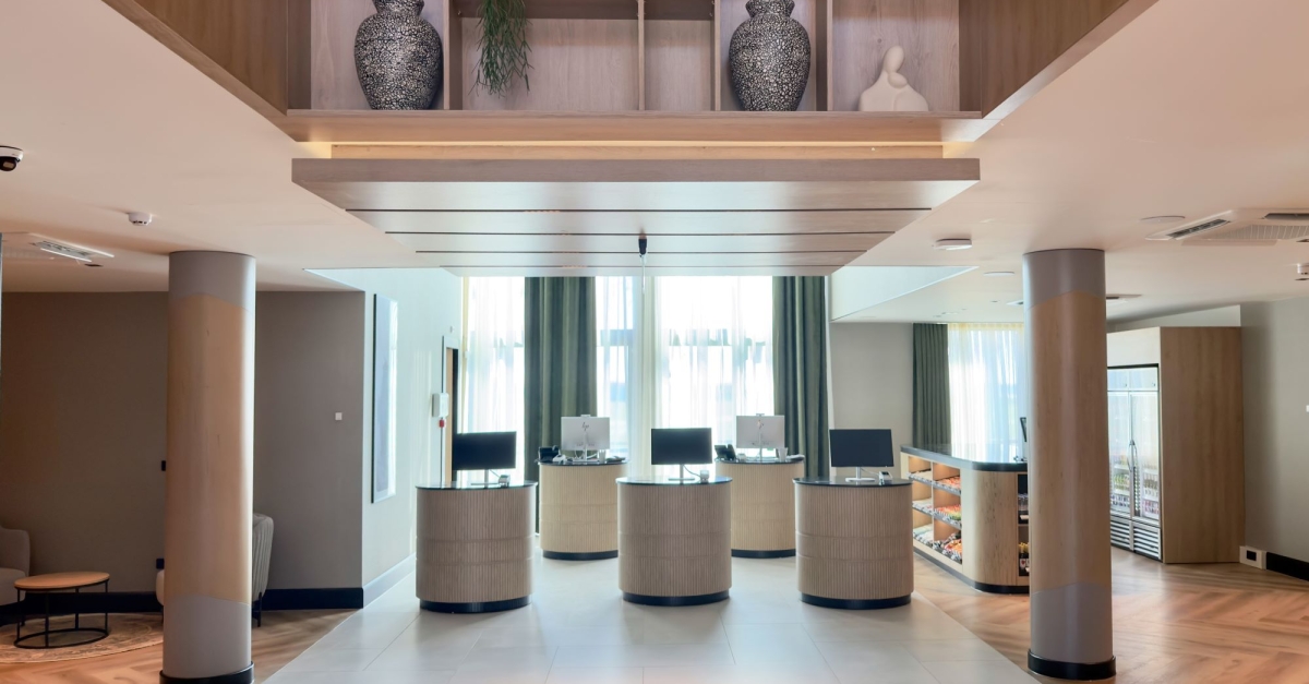 Radisson opent nieuw hotel bij Schiphol in Hoofddorp