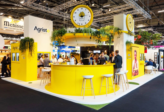 rebooth stand