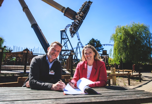 Vakantiepark Slagharen en Aniba Entertainment 