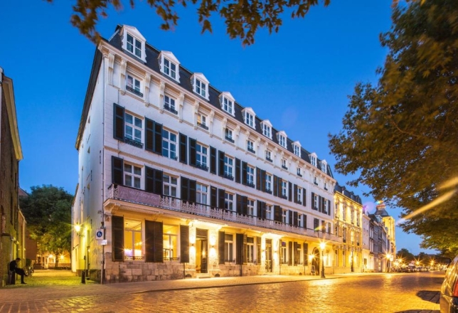 Q Hospitality Group