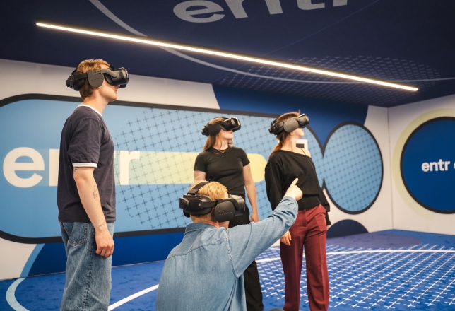 Mensen met VR bril