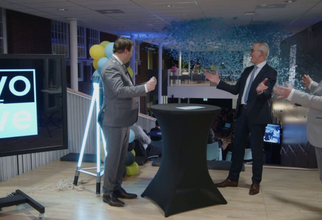 Confettischot bij opening