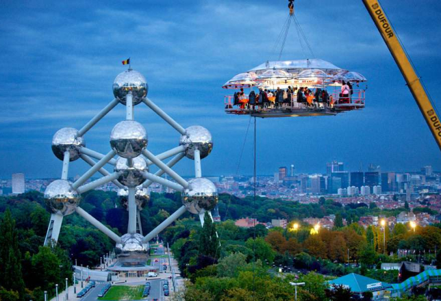 Dinner in the Sky:  een uitdaging om op niveau te dineren