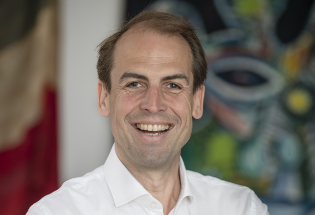 Portret Erik Peekel